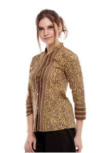 Cream Blus Mega Mendung